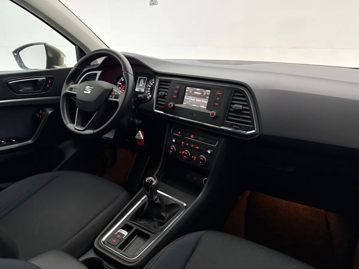 1.0 EcoTSI | Clima | Cruise | LED | Parkeersens.