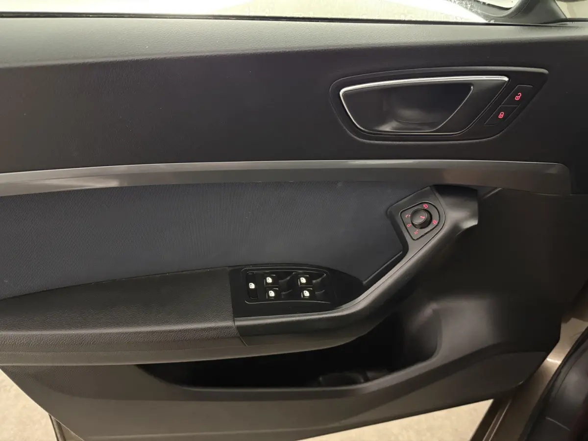 1.0 EcoTSI | Clima | Cruise | LED | Parkeersens.