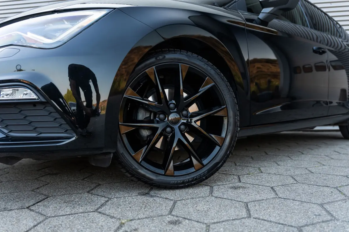 1.5 TSI FR Ultimate Edition Black VIRTUAL*ACC*PANO*KEYLESS*BEATS*LANE