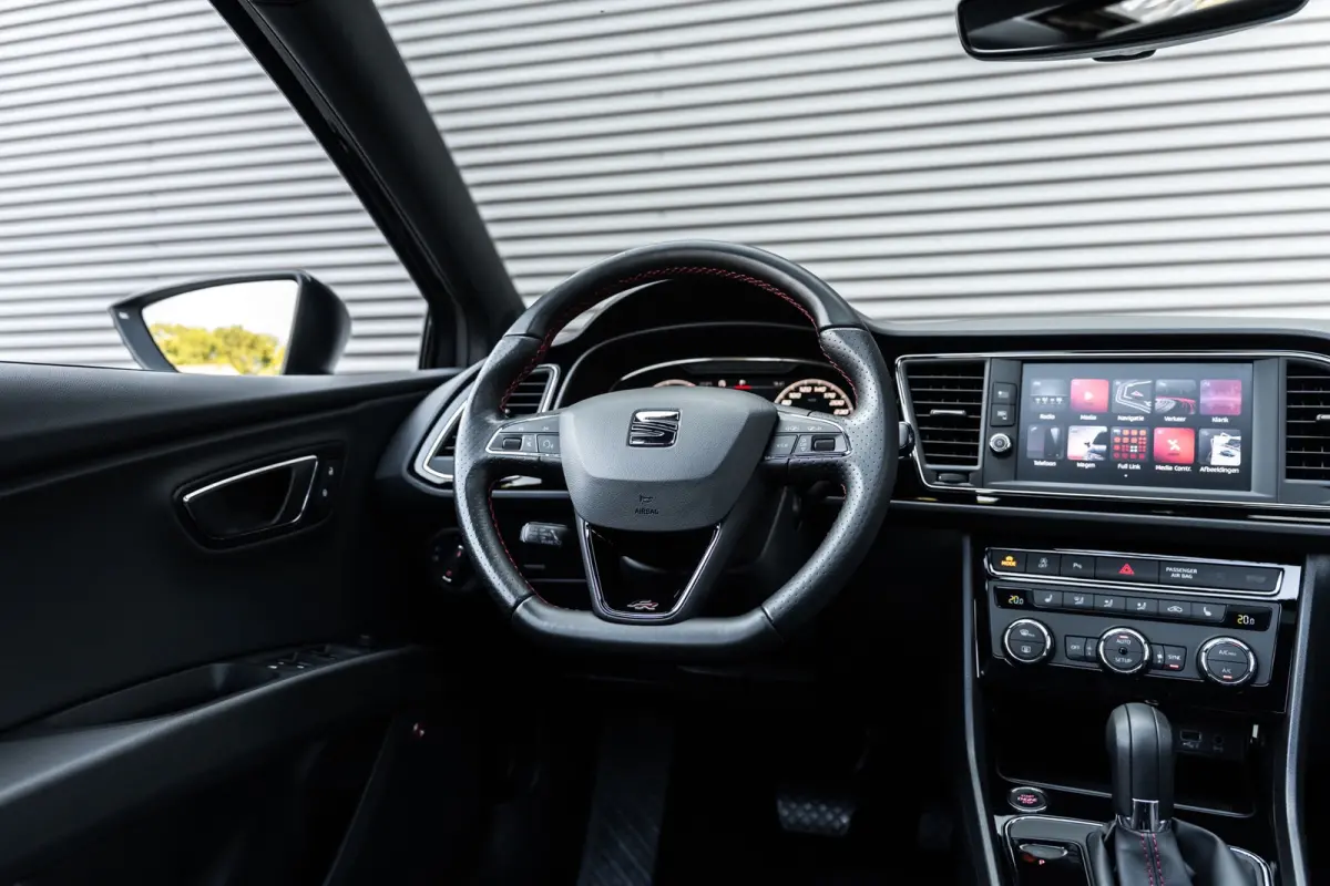 1.5 TSI FR Ultimate Edition Black VIRTUAL*ACC*PANO*KEYLESS*BEATS*LANE