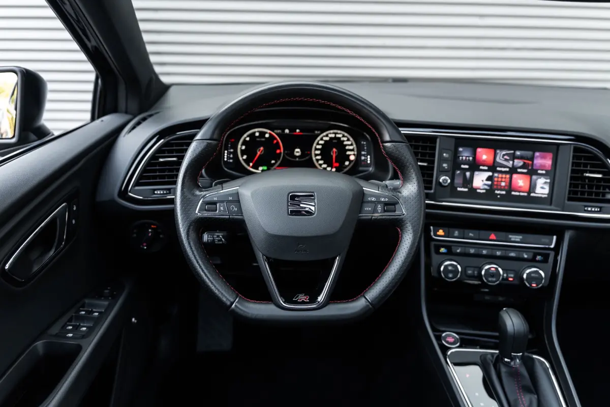 1.5 TSI FR Ultimate Edition Black VIRTUAL*ACC*PANO*KEYLESS*BEATS*LANE