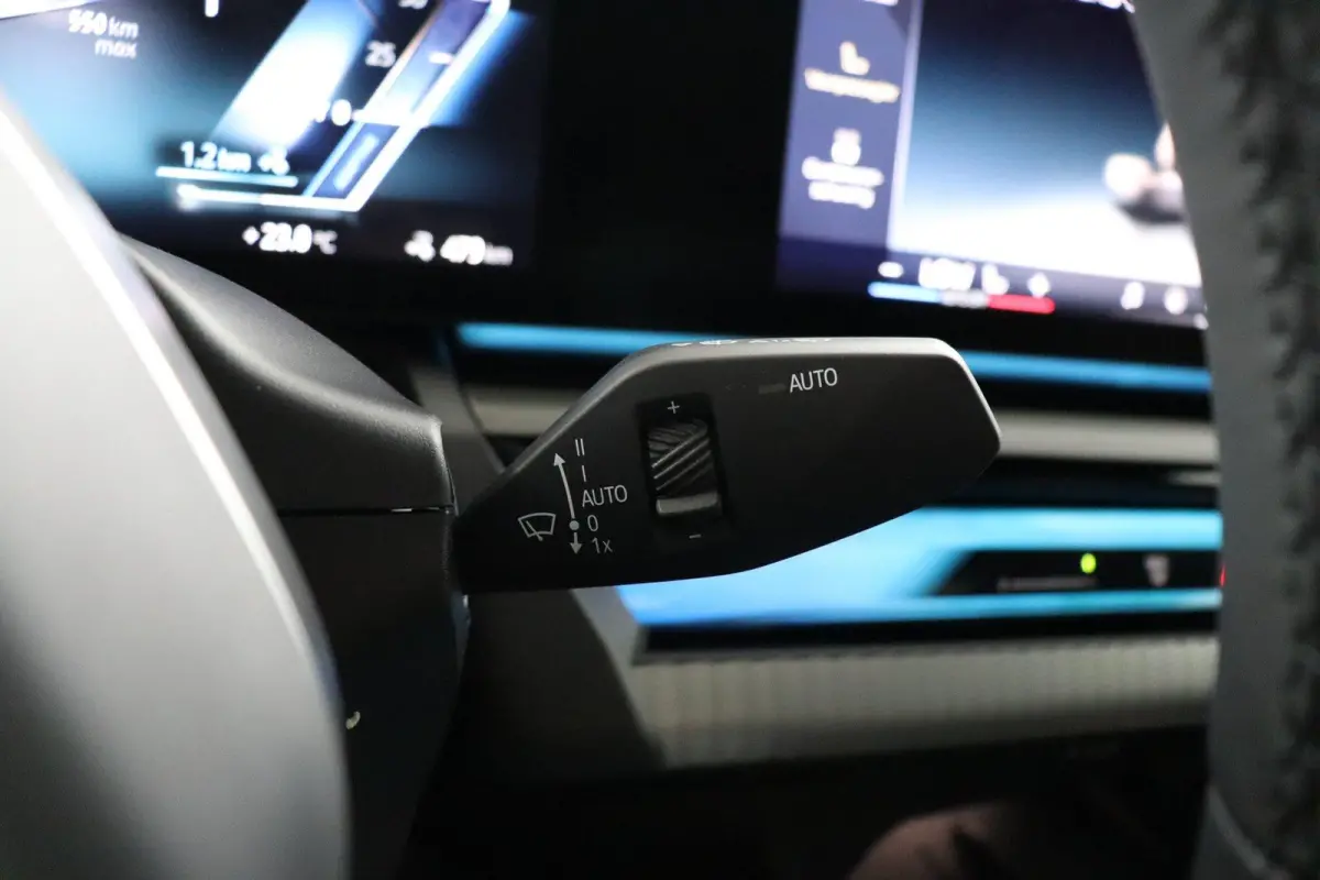 eDrive40 M Sport Edition 84 kWh | SOH 100% | M Sportpakket Pro | Trekhaak | Panoramadak