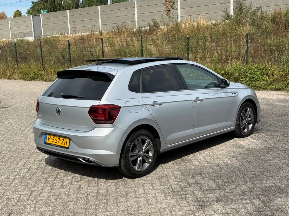 1.0 TSI Highline R-LINE I PANO I DSG I CLIMA I NL AUTO I MOOI
