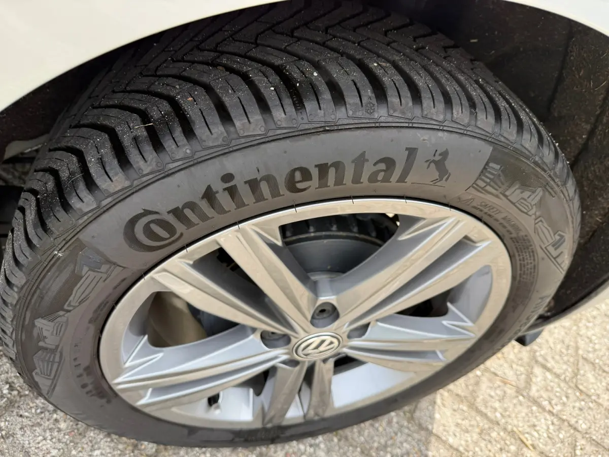 1.0 TSI Highline R-LINE I PANO I DSG I CLIMA I NL AUTO I MOOI