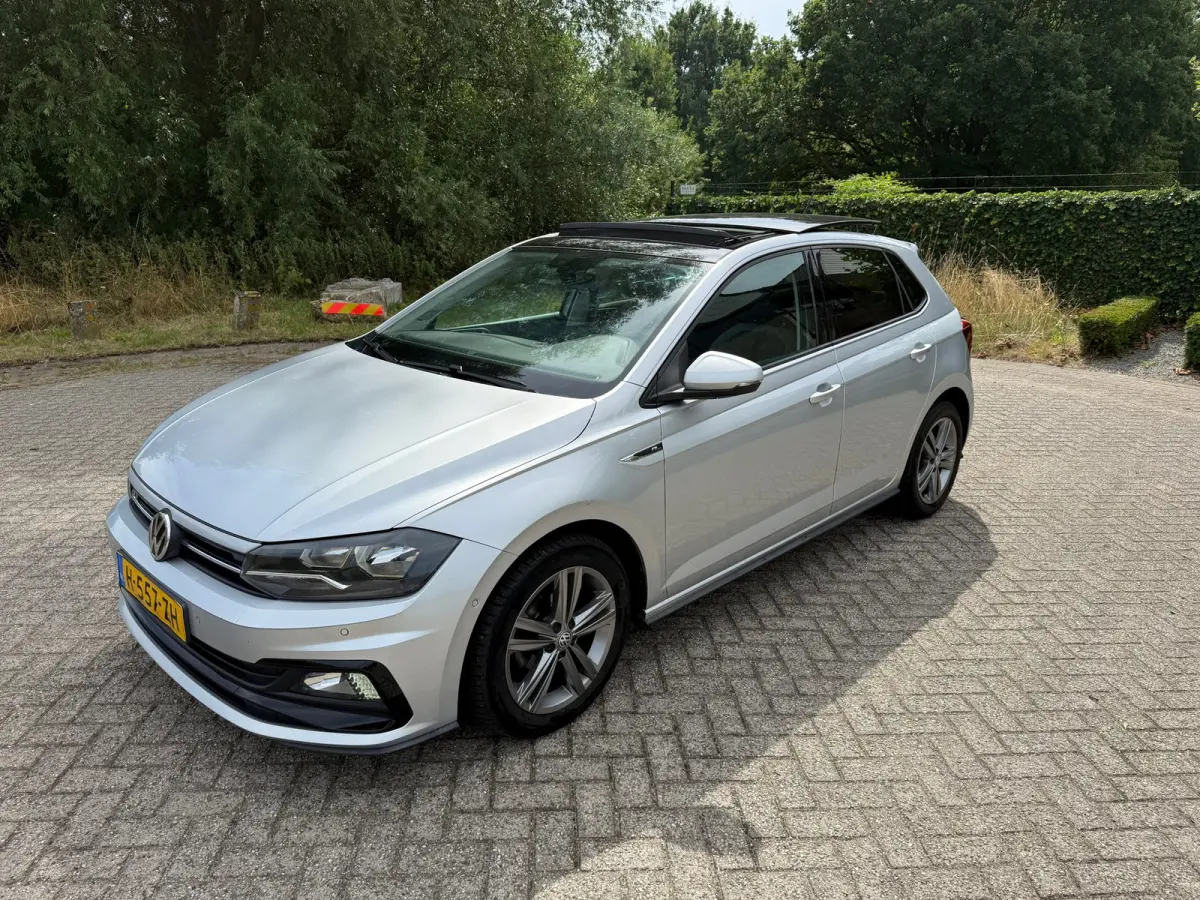 1.0 TSI Highline R-LINE I PANO I DSG I CLIMA I NL AUTO I MOOI