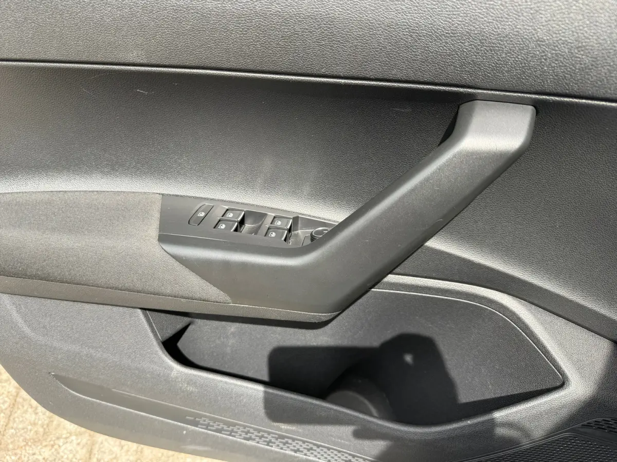 1.0 TSI Highline R-LINE I PANO I DSG I CLIMA I NL AUTO I MOOI