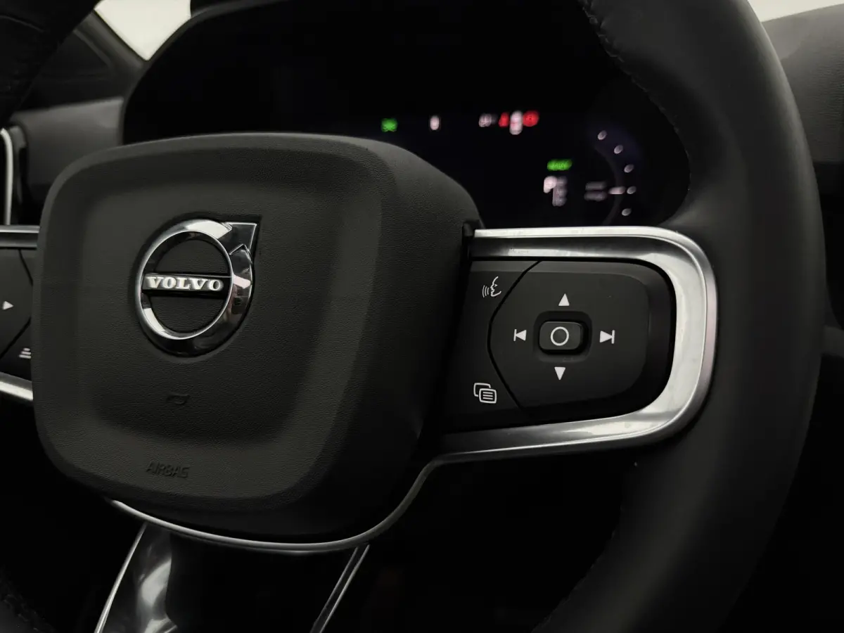 82 kWh Dual Motor Extended Range Twin Ultimate 4X4 | Snelladen | SOH 95% | Pano | Memory | H/K | Virtual | 360° | Cruise | Carplay