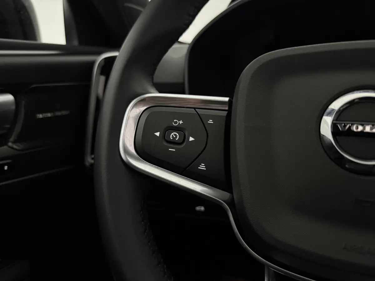 82 kWh Dual Motor Extended Range Twin Ultimate 4X4 | Snelladen | SOH 95% | Pano | Memory | H/K | Virtual | 360° | Cruise | Carplay