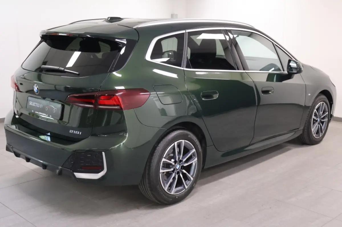 218i | M-Sport | Panodak | Travel Pack