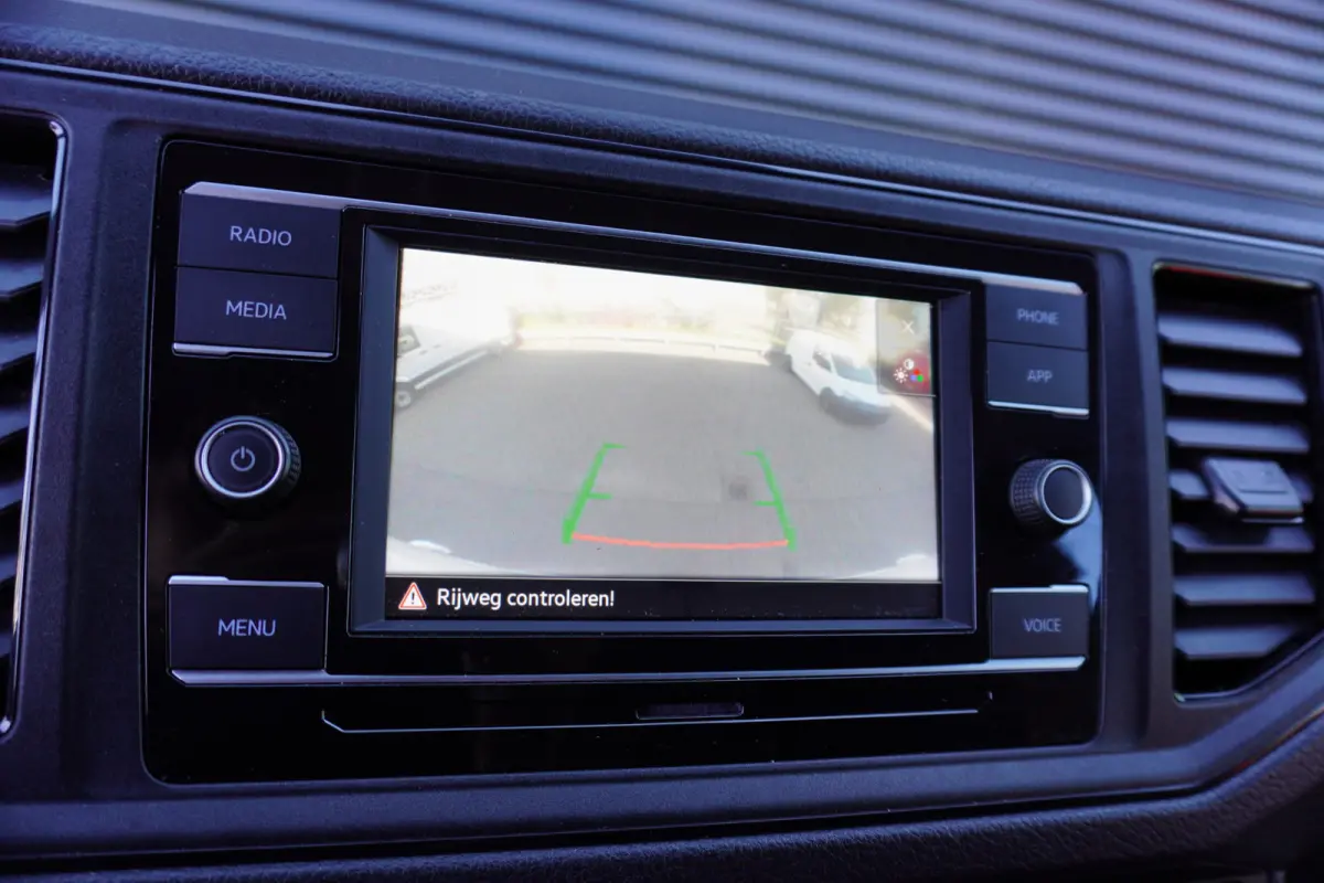 140pk L3H3/L2H2 Apple Carplay Camera Airco 2-zits Voorruit verwarming