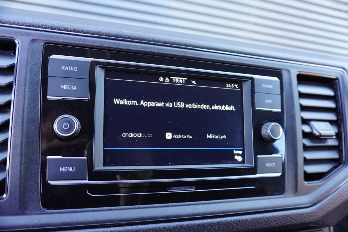 140pk L3H3/L2H2 Apple Carplay Camera Airco 2-zits Voorruit verwarming