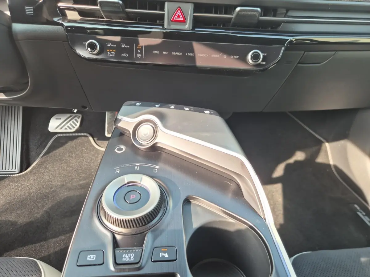 GT-Line AWD 84 kWh | Climate Control | Cruise Control | 21 Inch Velgen | Verlaagd | Stoelverwarming | Stuurverwarming | Stoelventilatie |  Memory | 360° Camera | DEMO |