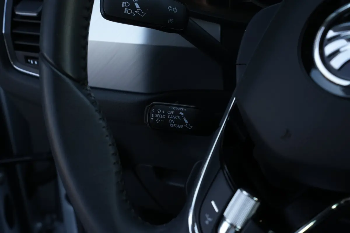 1.5 TSI 150pk Business Edition | Achteruitrijcamera | Cruise control adaptief | Trekhaak uitklapbaar