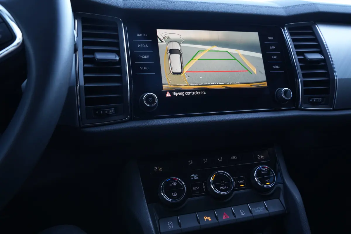 1.5 TSI 150pk Business Edition | Achteruitrijcamera | Cruise control adaptief | Trekhaak uitklapbaar