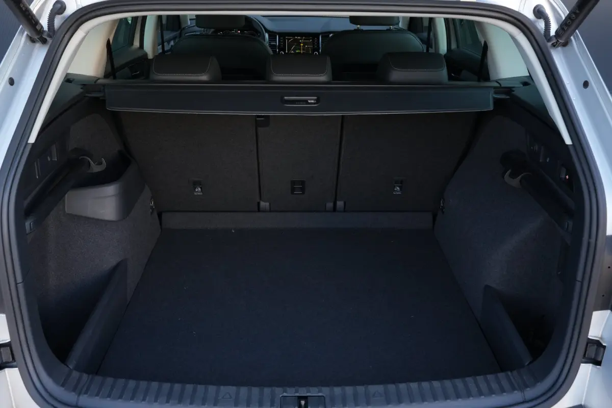 1.5 TSI 150pk Business Edition | Achteruitrijcamera | Cruise control adaptief | Trekhaak uitklapbaar