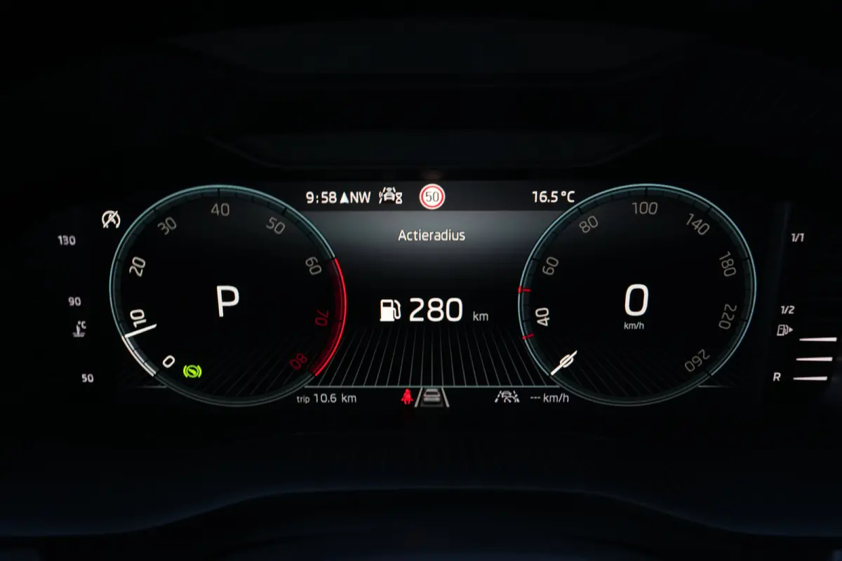 1.5 TSI 150pk Business Edition | Achteruitrijcamera | Cruise control adaptief | Trekhaak uitklapbaar