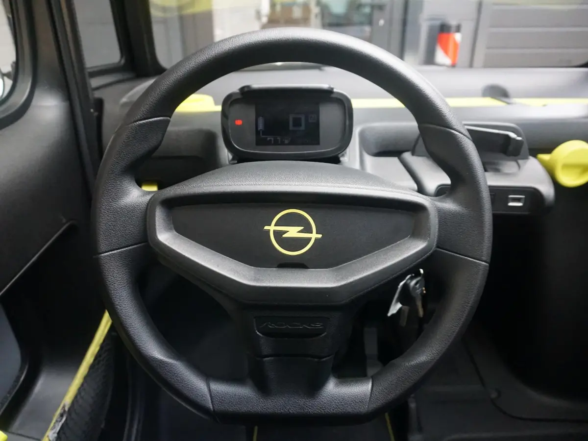 Base Opel Rocks-E Base | Direct rijden