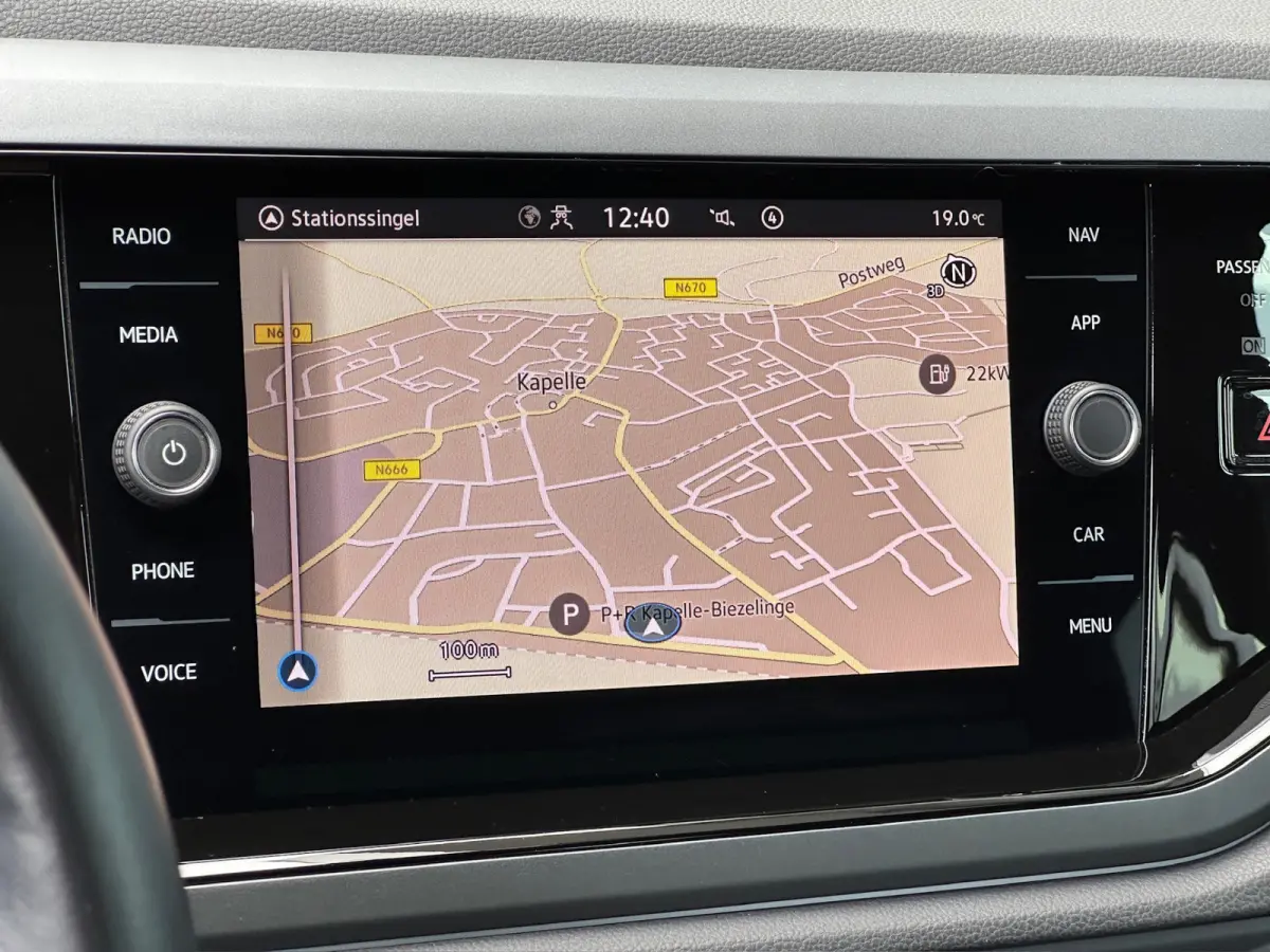 1.0 TSI 95pk R-Line | 17 inch | Camera | Navi | Adapt. Cruise | Climate | Stoelverwarming | Rijklaar incl. garantie