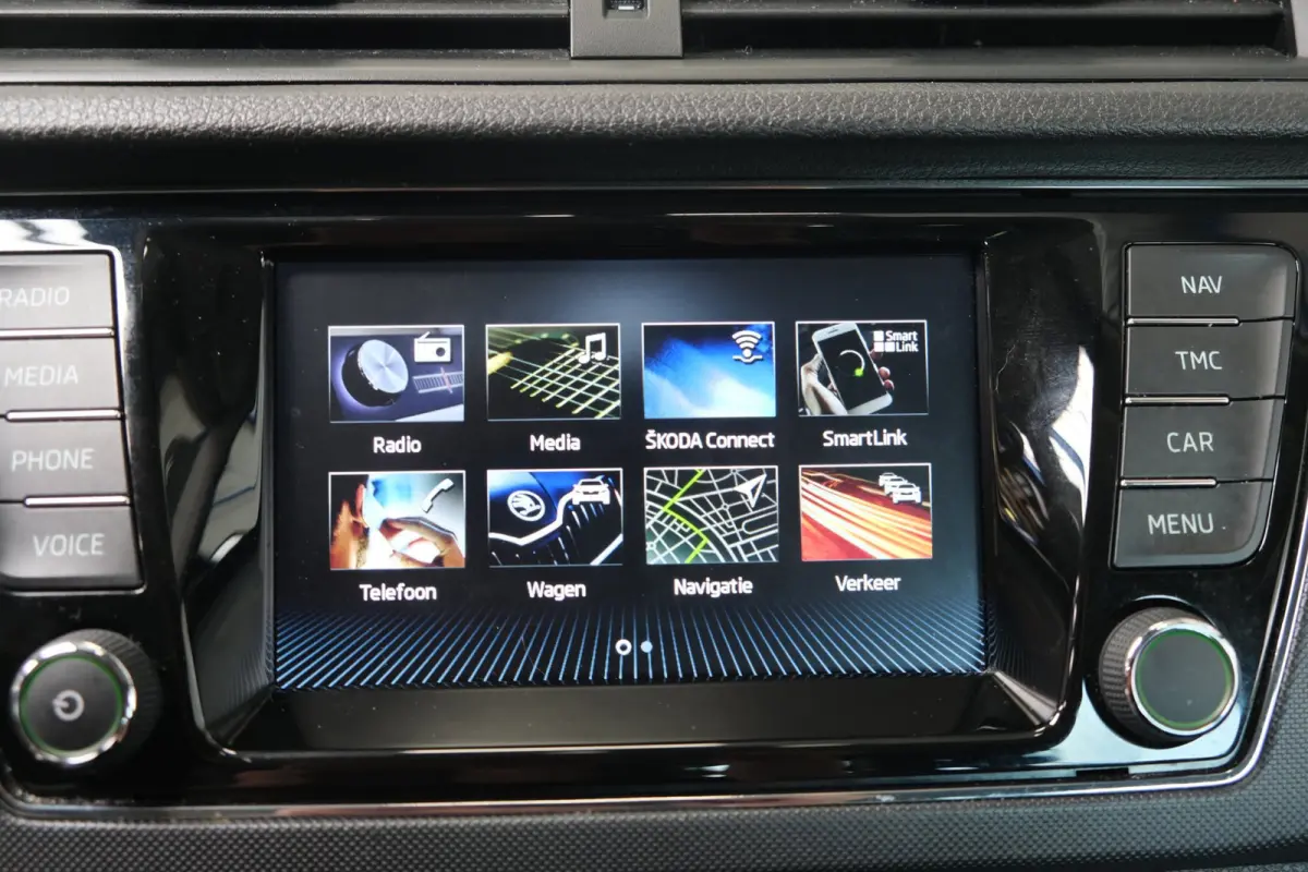 1.0 TSI Ambition - N.A.P. Airco, Cruise, Navi, PDC, Carplay.