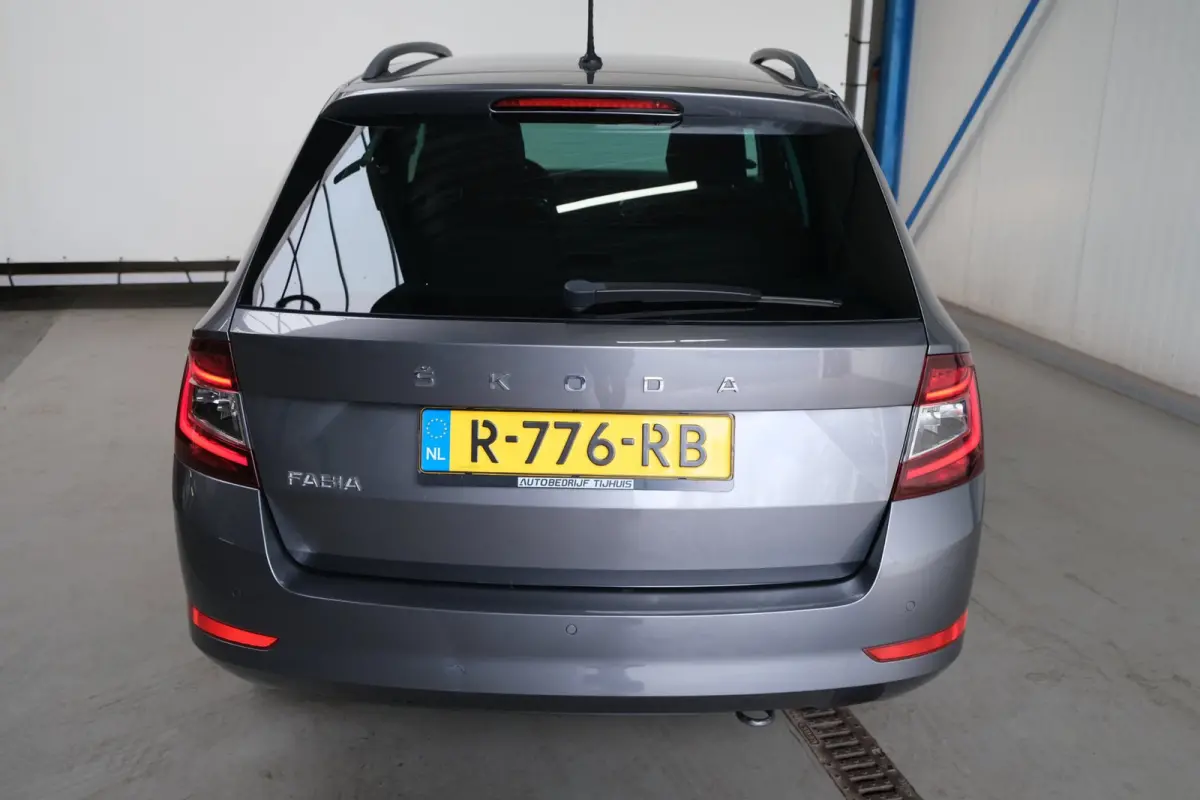 1.0 TSI Ambition - N.A.P. Airco, Cruise, Navi, PDC, Carplay.
