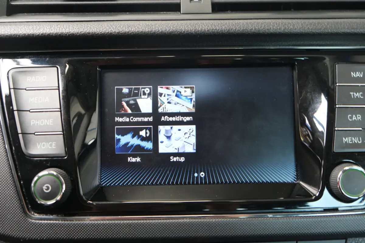 1.0 TSI Ambition - N.A.P. Airco, Cruise, Navi, PDC, Carplay.