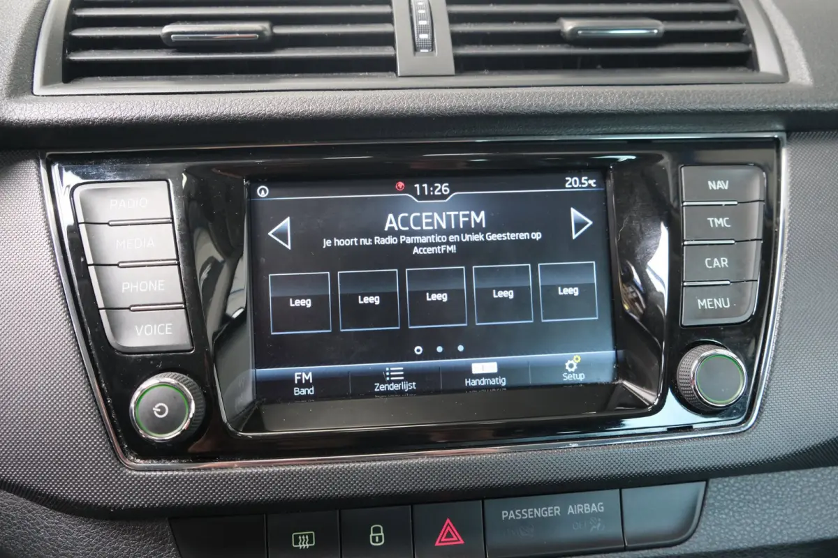 1.0 TSI Ambition - N.A.P. Airco, Cruise, Navi, PDC, Carplay.