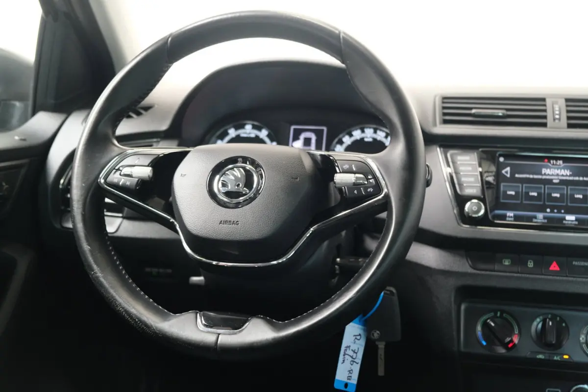 1.0 TSI Ambition - N.A.P. Airco, Cruise, Navi, PDC, Carplay.