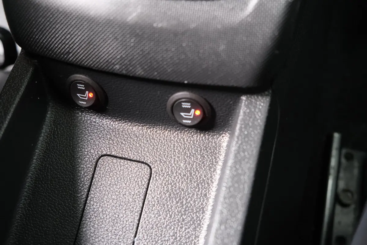 1.0 TSI Ambition - N.A.P. Airco, Cruise, Navi, PDC, Carplay.