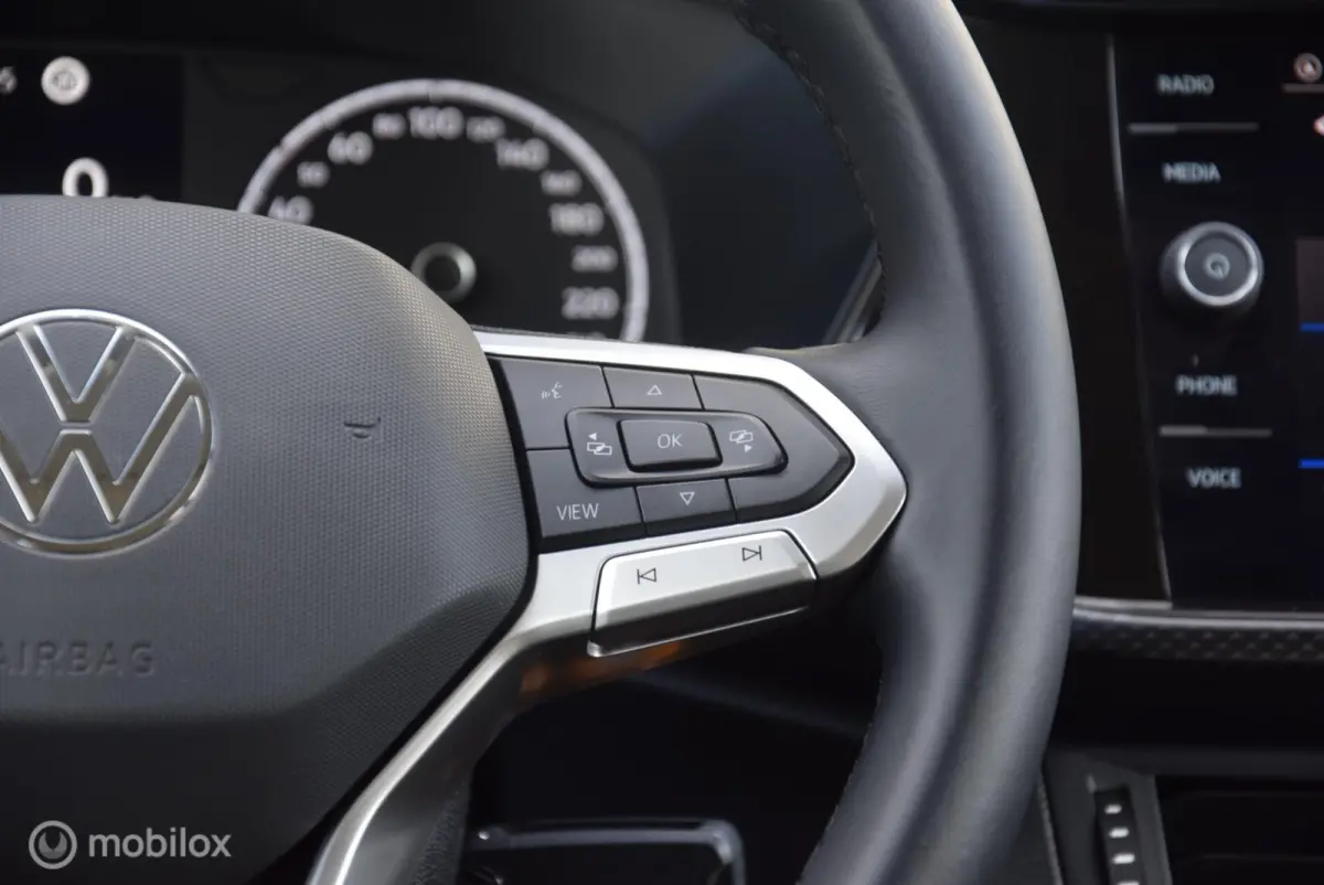 1.0 TSI Life Apple carplay ACC PDC