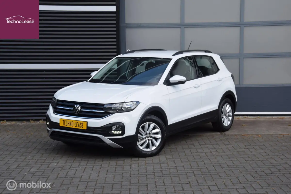 1.0 TSI Life Apple carplay ACC PDC