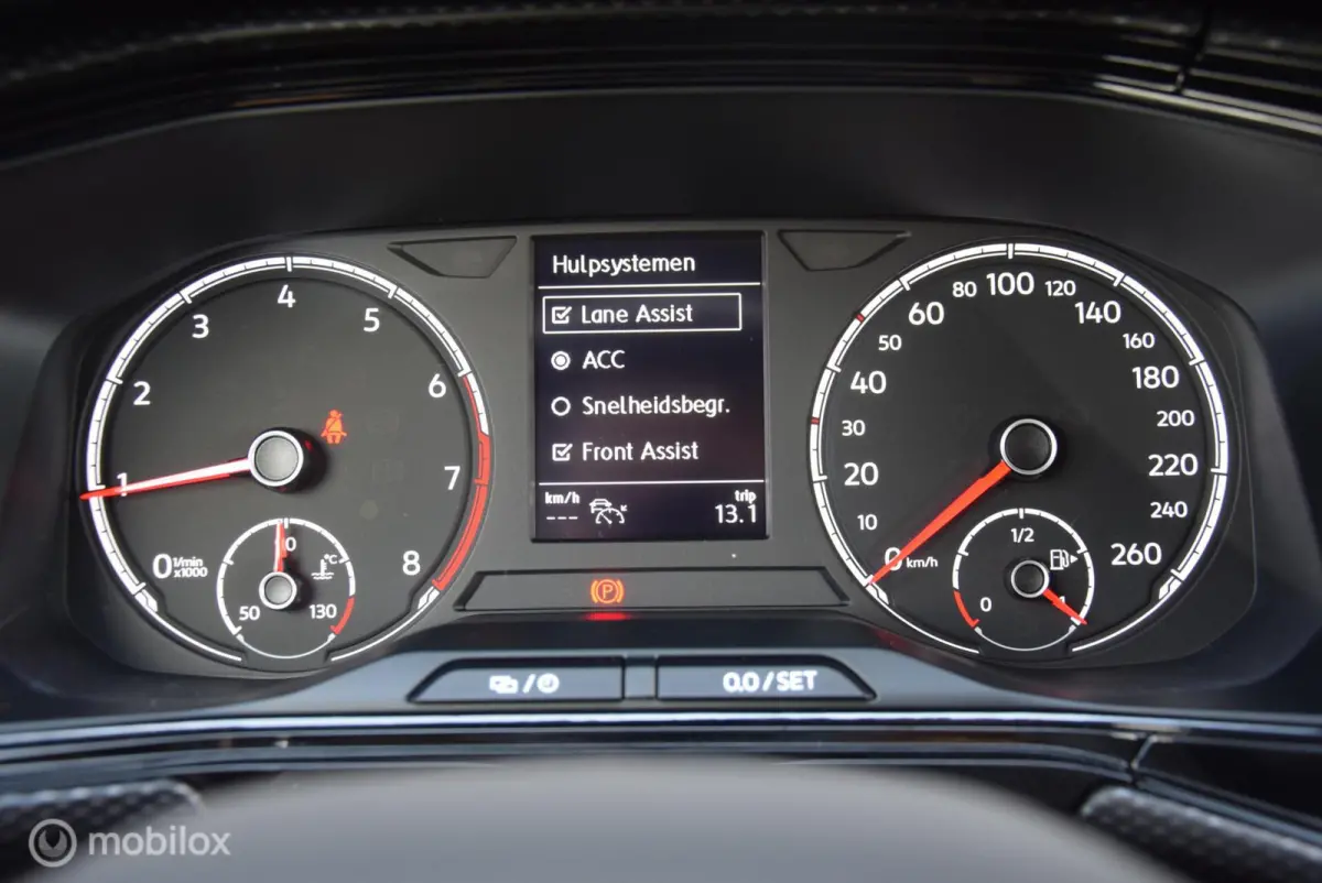 1.0 TSI Life Apple carplay ACC PDC