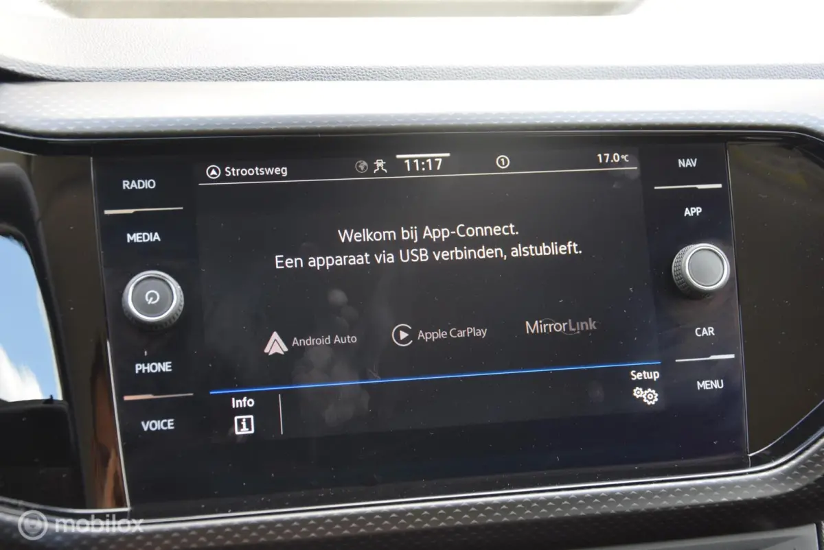 1.0 TSI Life Apple carplay ACC PDC