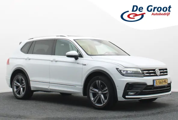 1.5 TSI DSG Highline Business R-Line 7p. Camera, Apple CarPlay, Panoramdak, Elek. Trekhaak, Virtual Cockpit, LED, 19"