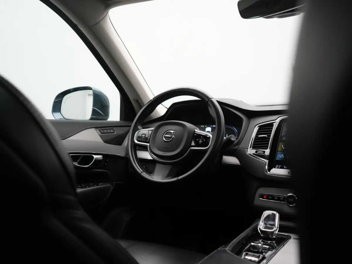 T8 Recharge AWD Inscription 7 Persoons PHEV 394pk Dealer O.H | Panodak | Head Up | Adaptive Cruise | Nappa  Lederen Sportstoelen Memory & Verwarmd | Harman / Kardon | 360 Camera | Blis | App
