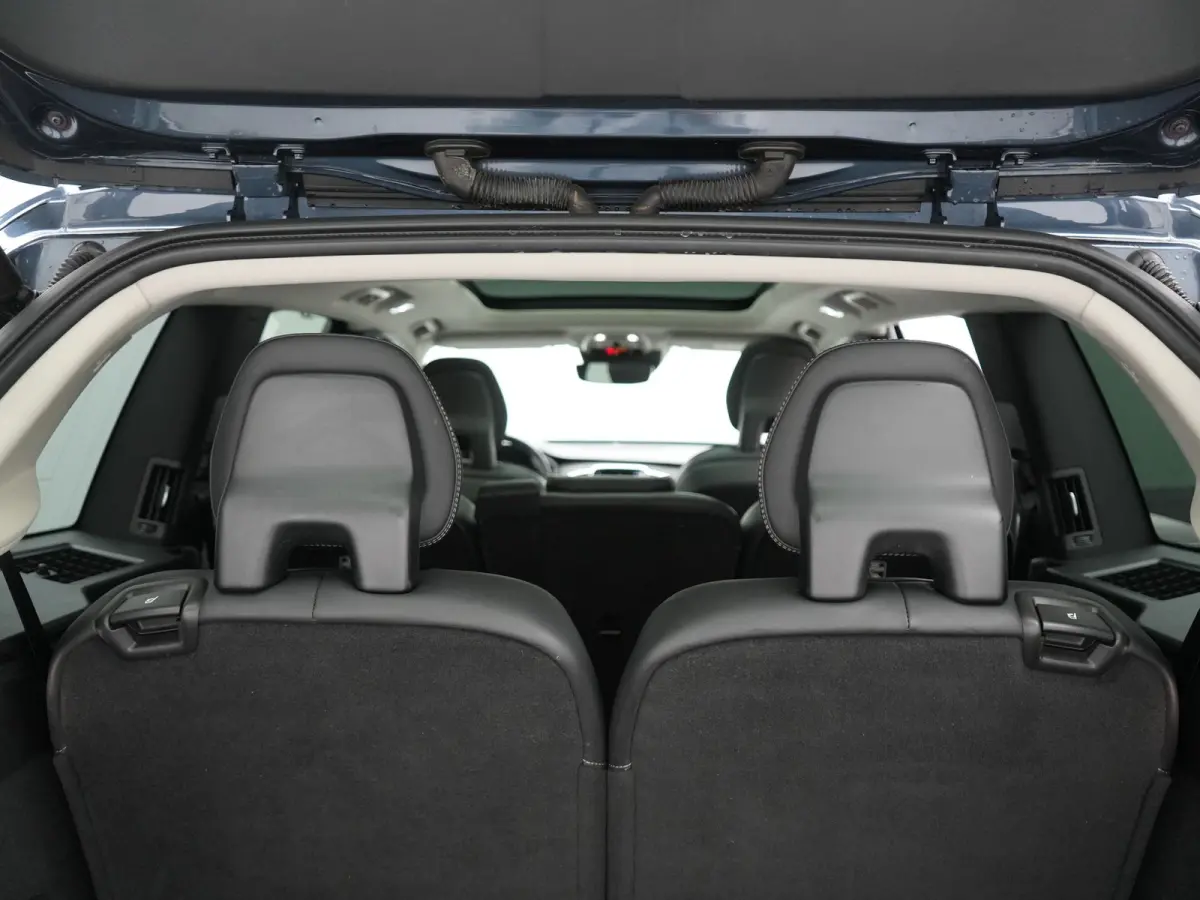 T8 Recharge AWD Inscription 7 Persoons PHEV 394pk Dealer O.H | Panodak | Head Up | Adaptive Cruise | Nappa  Lederen Sportstoelen Memory & Verwarmd | Harman / Kardon | 360 Camera | Blis | App