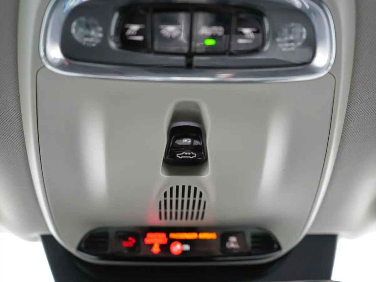 T8 Recharge AWD Inscription 7 Persoons PHEV 394pk Dealer O.H | Panodak | Head Up | Adaptive Cruise | Nappa  Lederen Sportstoelen Memory & Verwarmd | Harman / Kardon | 360 Camera | Blis | App