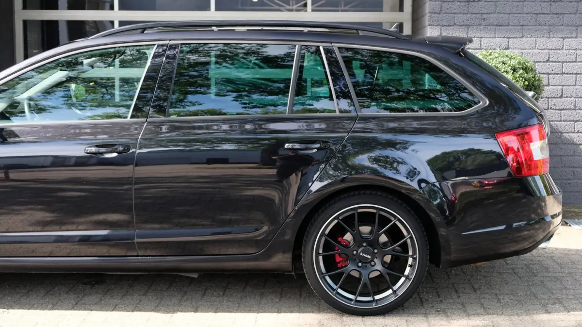 2.0 TSI RS DSG ACC|NAVI|LEDER|334PK