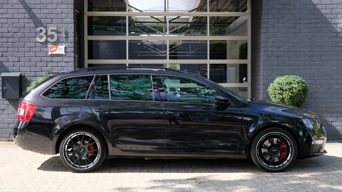 2.0 TSI RS DSG ACC|NAVI|LEDER|334PK