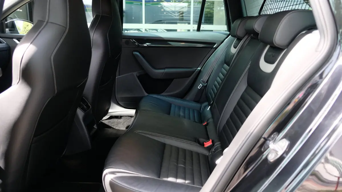 2.0 TSI RS DSG ACC|NAVI|LEDER|334PK