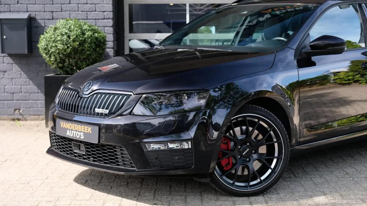 2.0 TSI RS DSG ACC|NAVI|LEDER|334PK