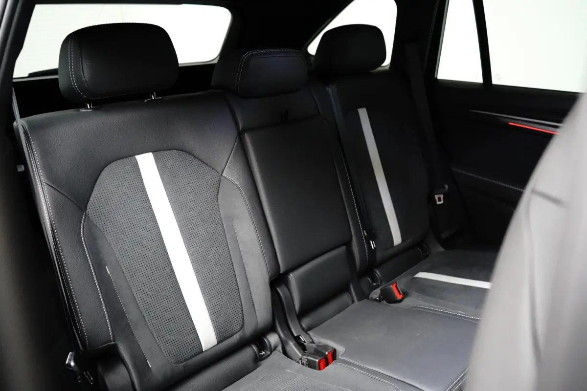 1.5 TSI PHEV Sportline Business 150PK | Achteruitrijcamera | Apple Carplay/Android Auto|telefoonintegratie premium | Dodehoek detectie