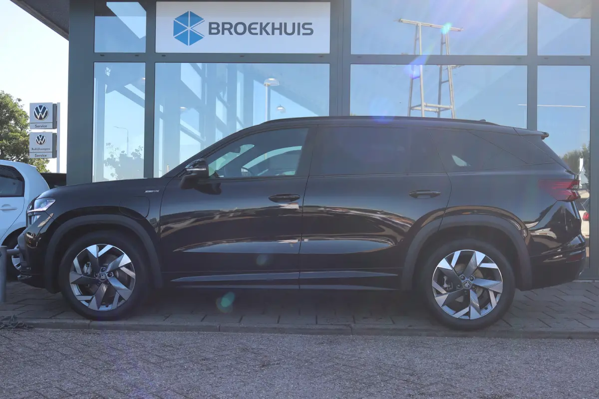 1.5 TSI PHEV Sportline Business 150PK | Achteruitrijcamera | Apple Carplay/Android Auto|telefoonintegratie premium | Dodehoek detectie