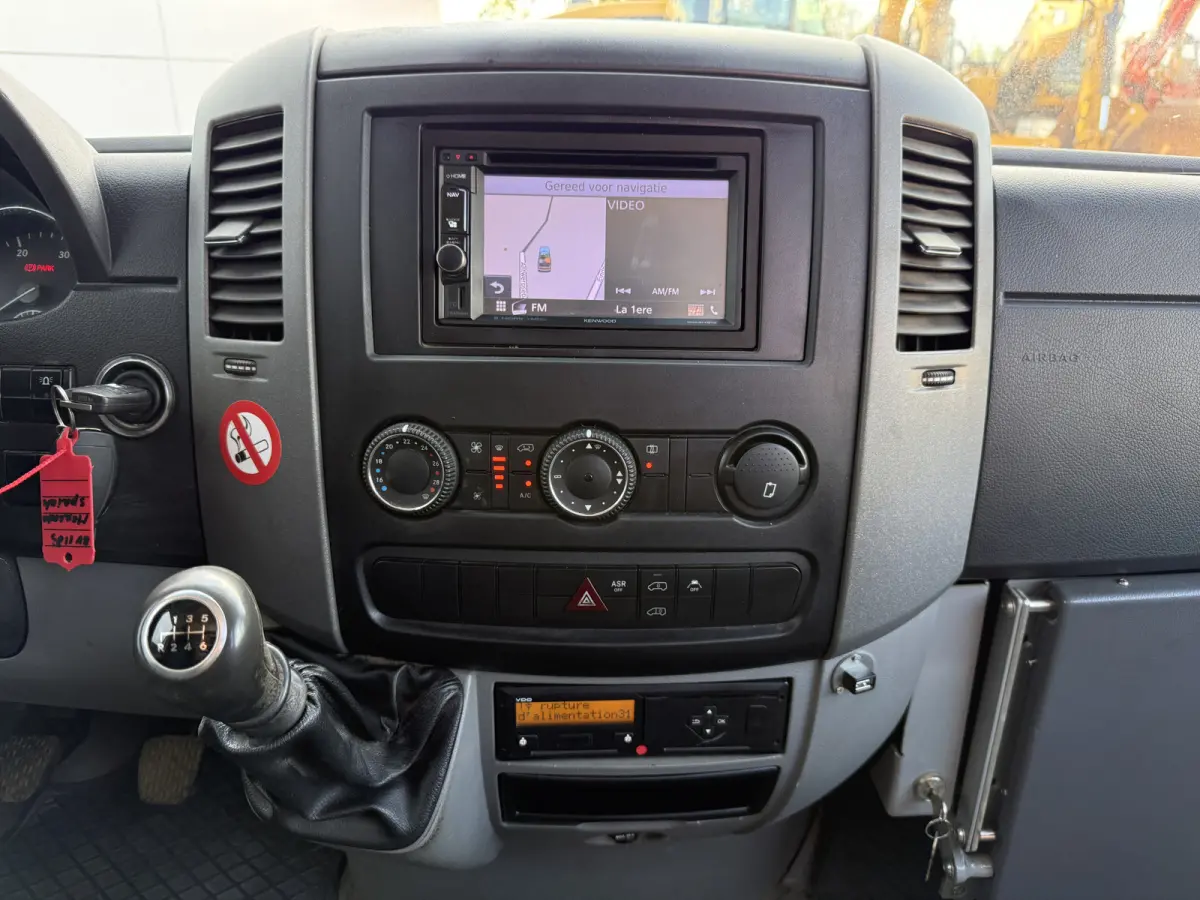 519 3.0 190PK V6 L2H2 Climate control Standkachel 5 ton 3L Camera Trekhaak 3t Camera Dubbellucht