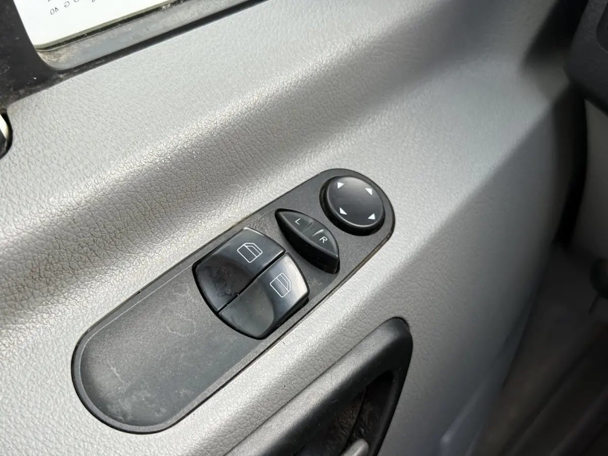 519 3.0 190PK V6 L2H2 Climate control Standkachel 5 ton 3L Camera Trekhaak 3t Camera Dubbellucht