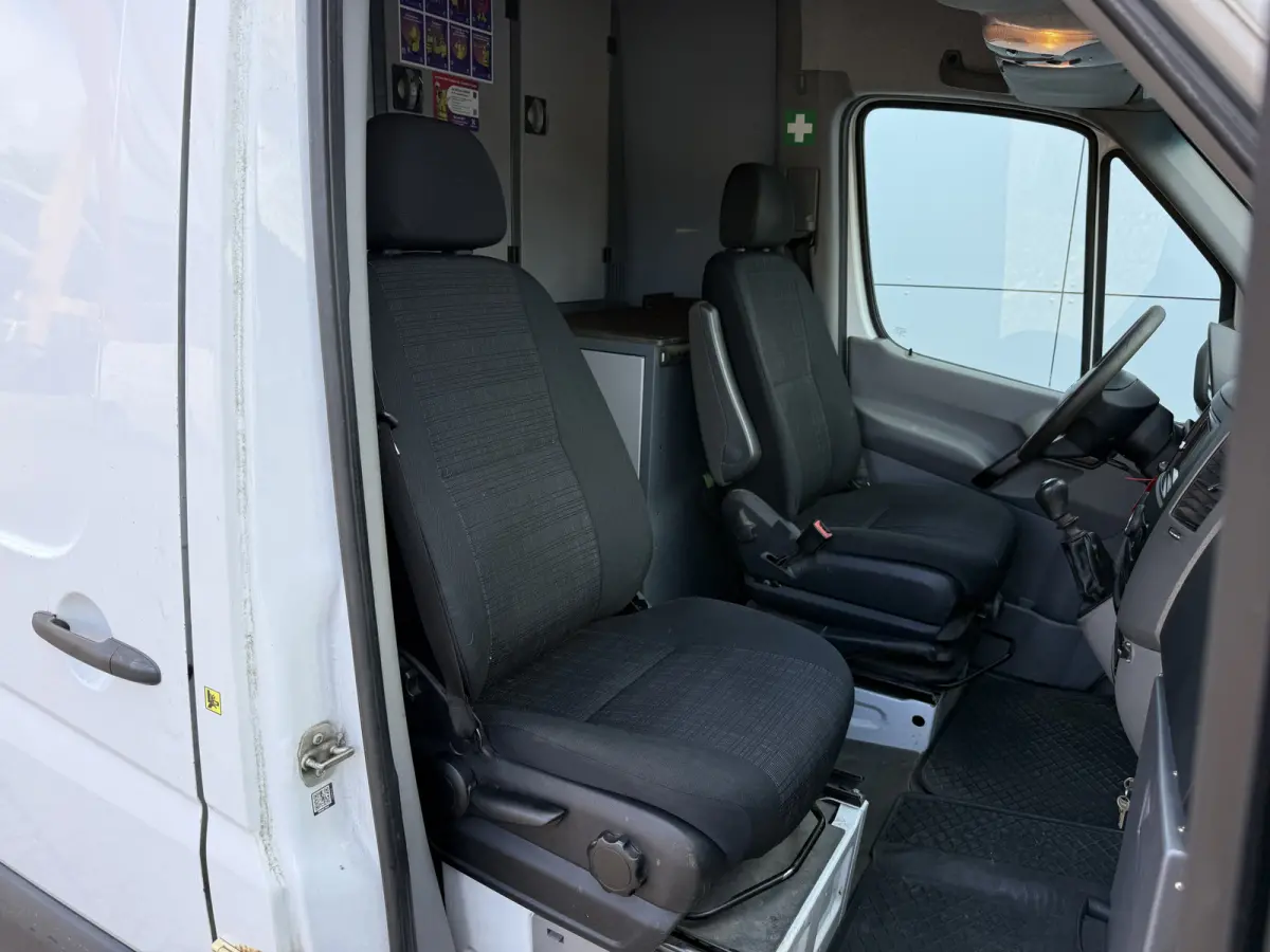 519 3.0 190PK V6 L2H2 Climate control Standkachel 5 ton 3L Camera Trekhaak 3t Camera Dubbellucht