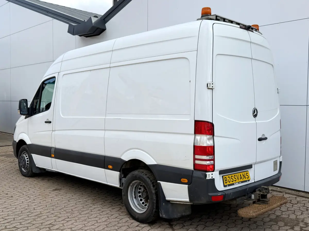 519 3.0 190PK V6 L2H2 Climate control Standkachel 5 ton 3L Camera Trekhaak 3t Camera Dubbellucht