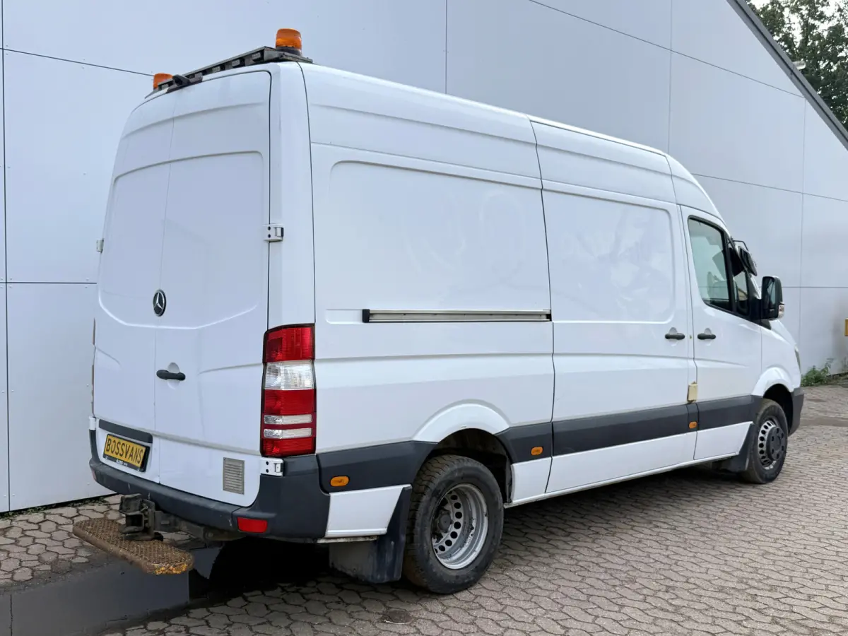 519 3.0 190PK V6 L2H2 Climate control Standkachel 5 ton 3L Camera Trekhaak 3t Camera Dubbellucht
