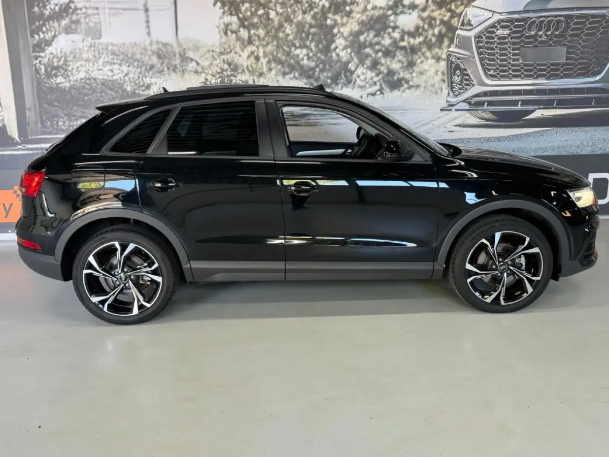 2.0 TFSI Q3 QUATTRO PROLINE / S-TRONIC / Panorama dak / Afneembare trekhaak / 98792 km.