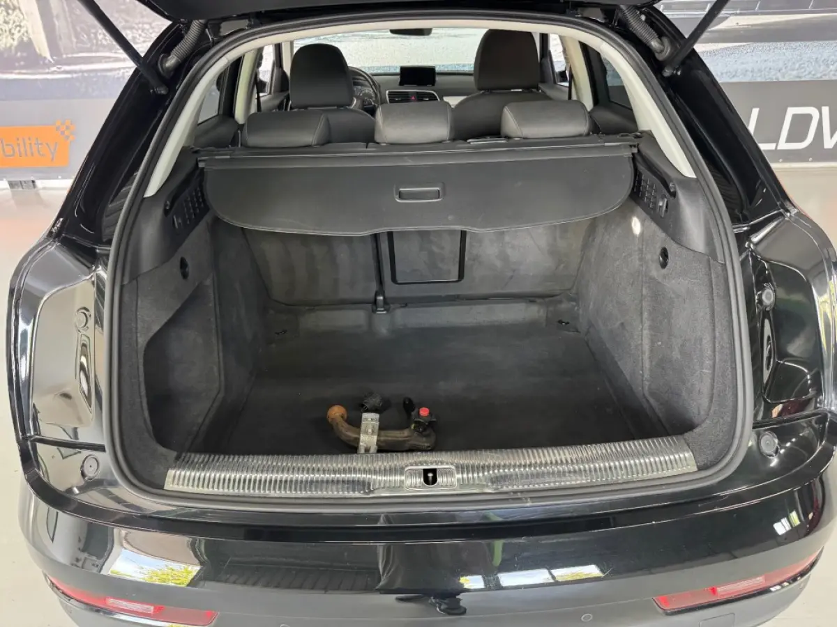2.0 TFSI Q3 QUATTRO PROLINE / S-TRONIC / Panorama dak / Afneembare trekhaak / 98792 km.
