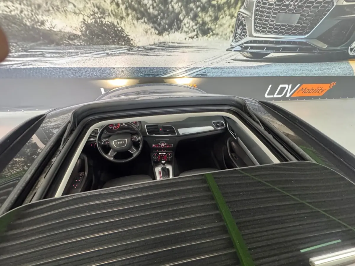 2.0 TFSI Q3 QUATTRO PROLINE / S-TRONIC / Panorama dak / Afneembare trekhaak / 98792 km.